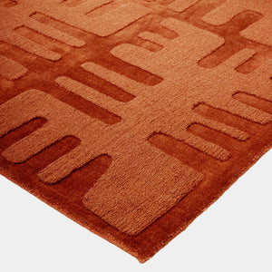 Global Views Duafe Rug 5' x 8' Rust – corner view