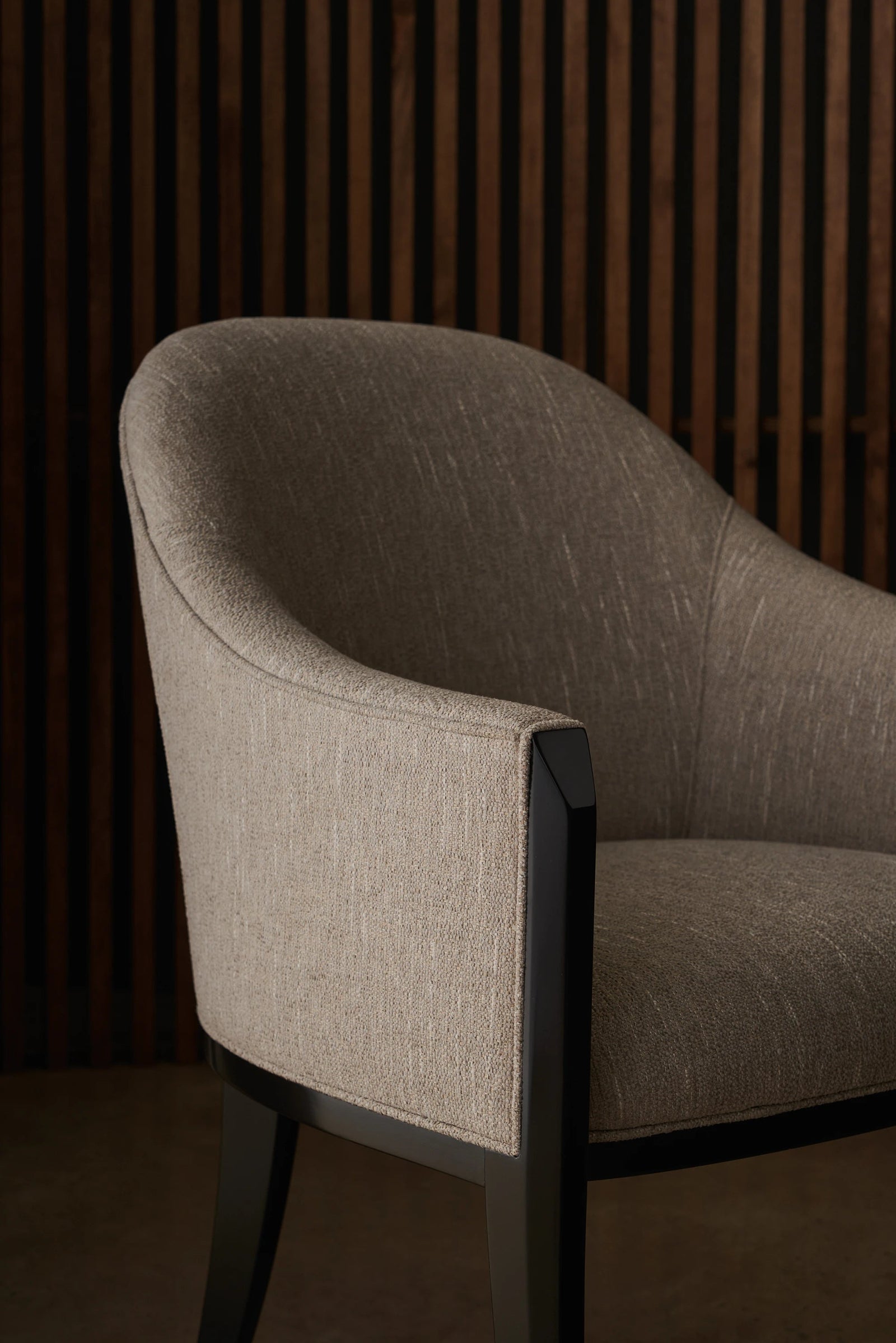 Caracole Next Course Dining Chair – detail