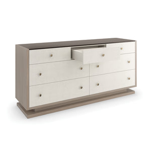 Caracole Calypso Dresser – detail