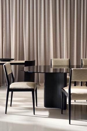 Caracole Viola Dining Table – side view