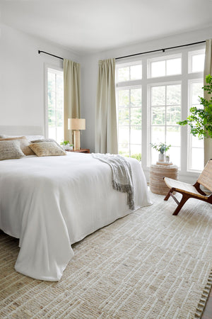 Denpasar Pouf – room setting