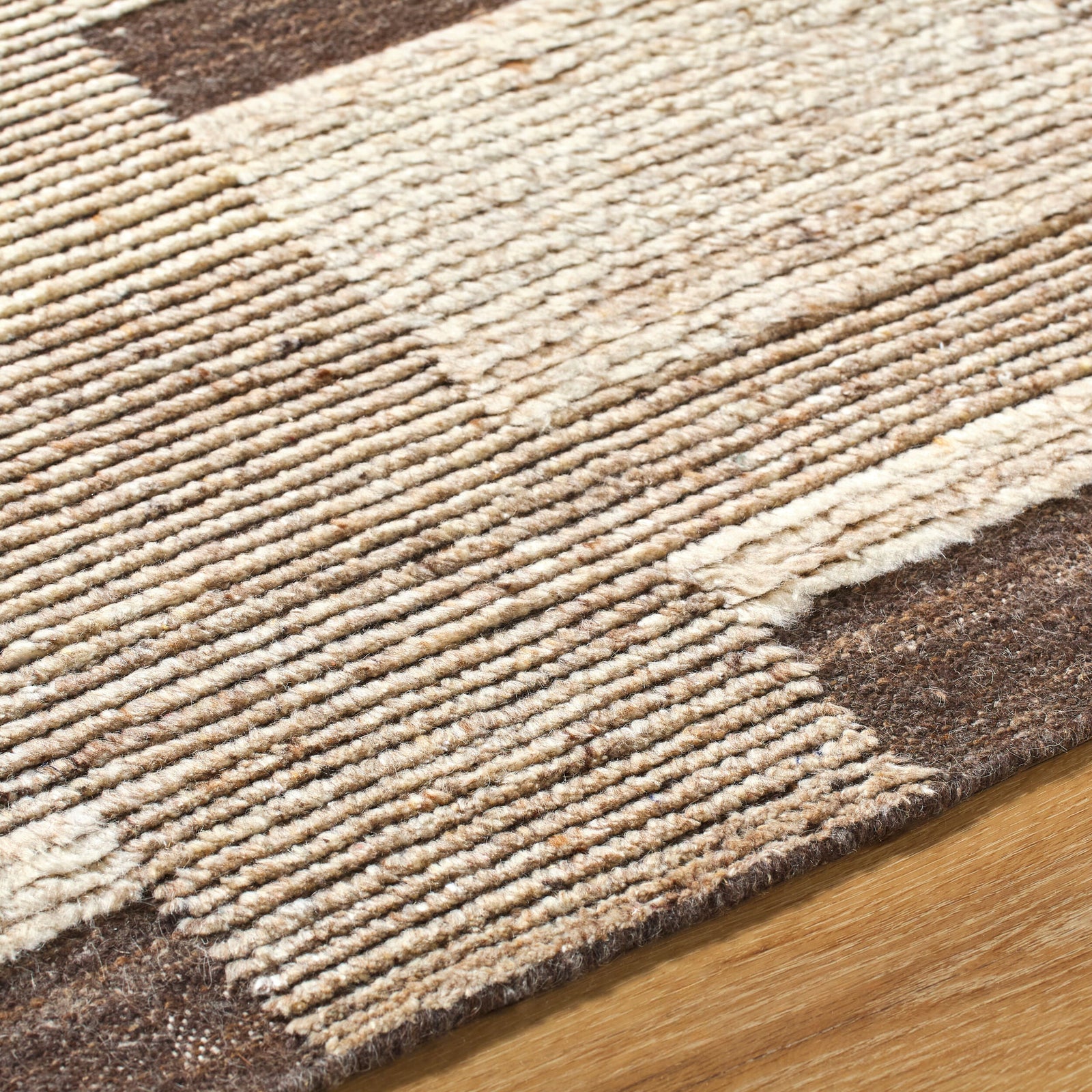 Folklore Handmade Rug 2' x 3' – texture detail