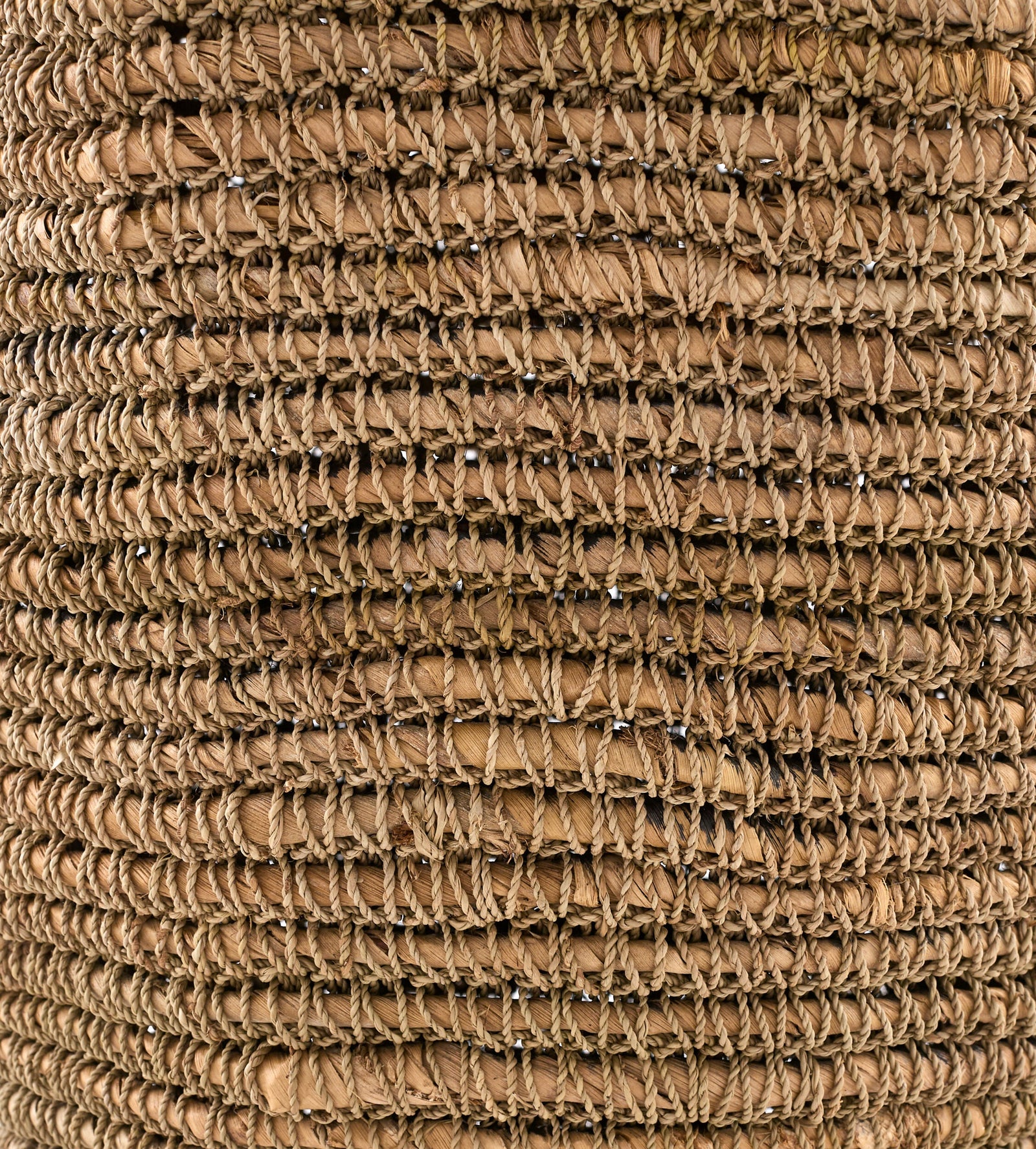 Chiya Vase 16" H Brown – texture detail