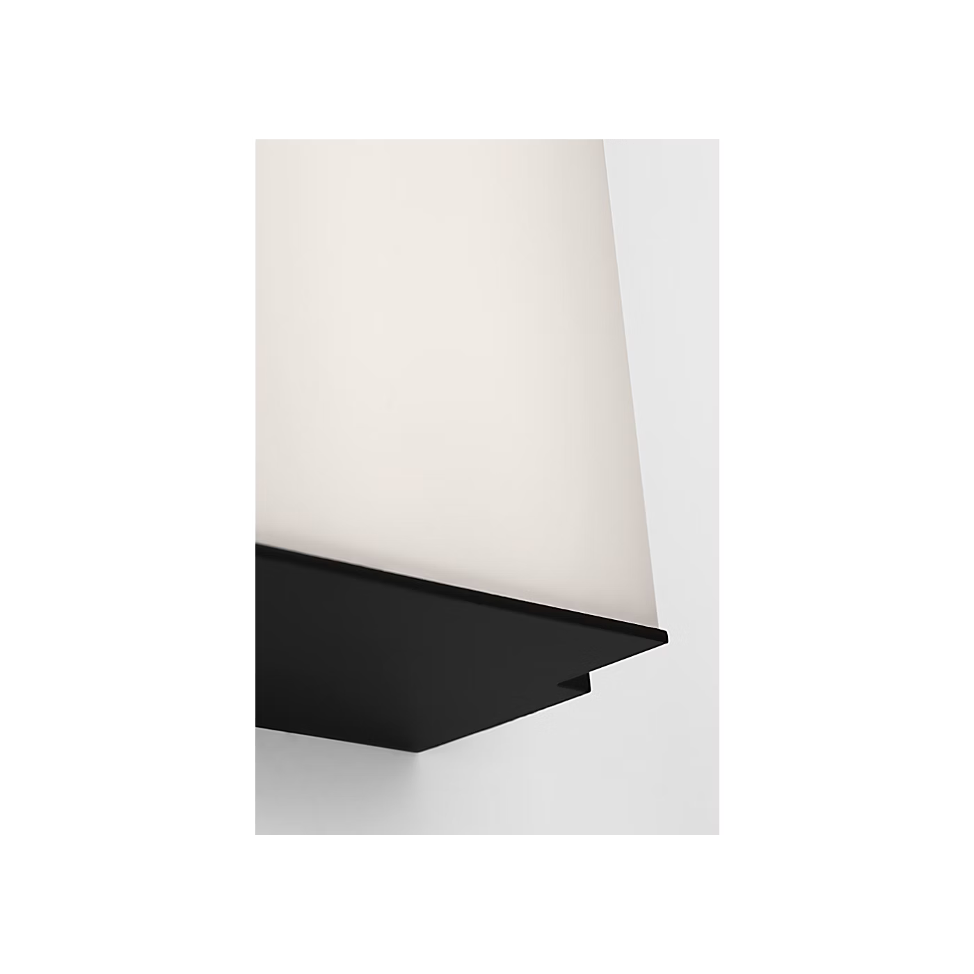 Panna 18 LED Vanity