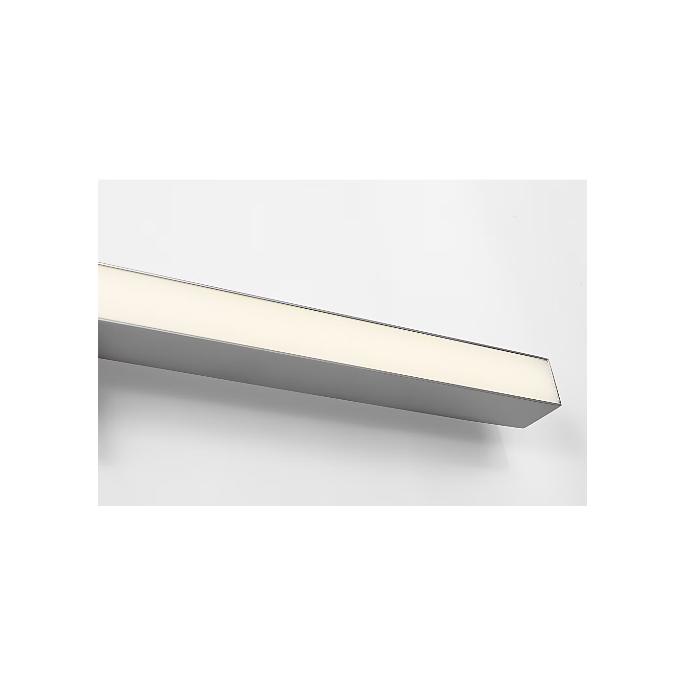 Marque 30 LED Vanity