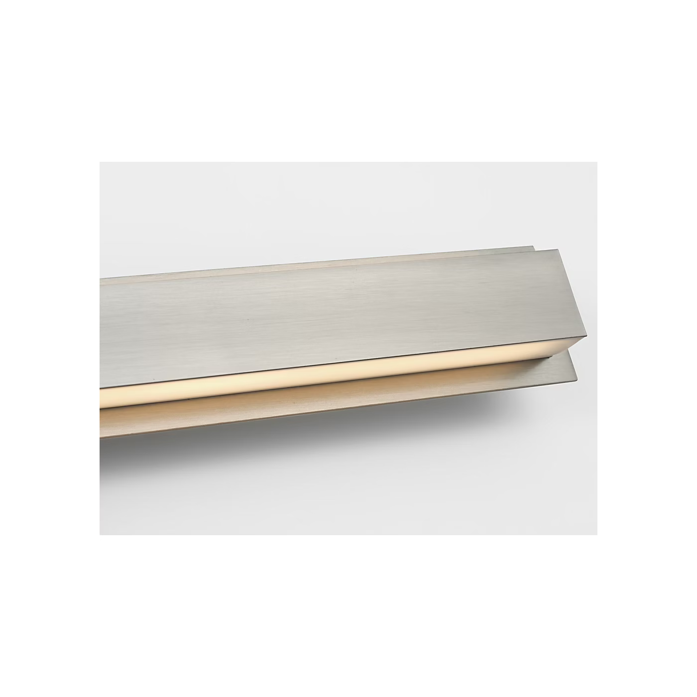Aro 24 LED Vanity