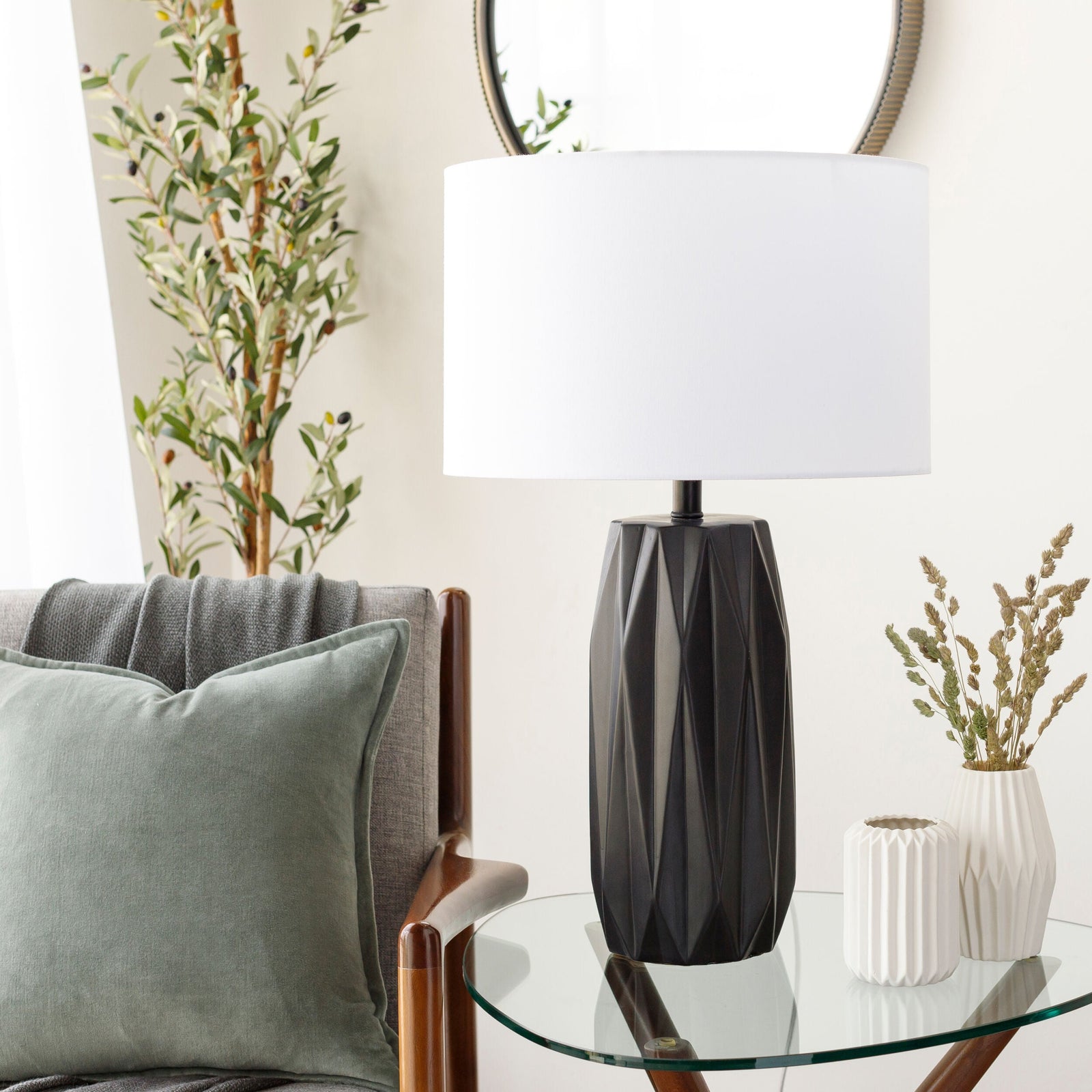 Grimsey Accent Table Lamp – room setting