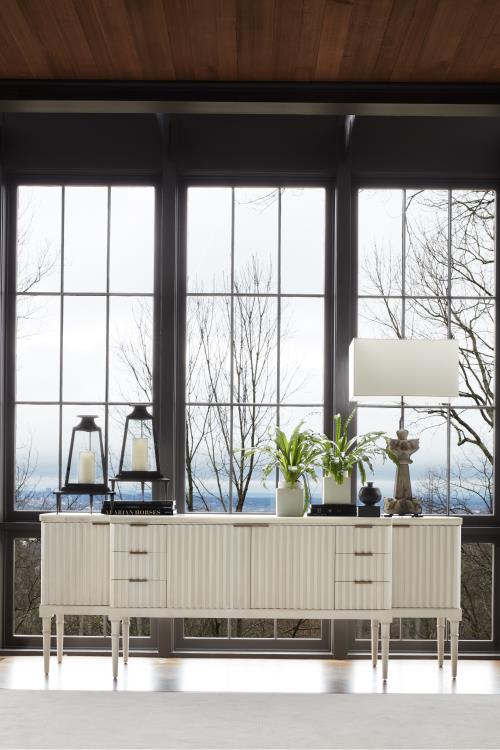 Plaited Buffet W