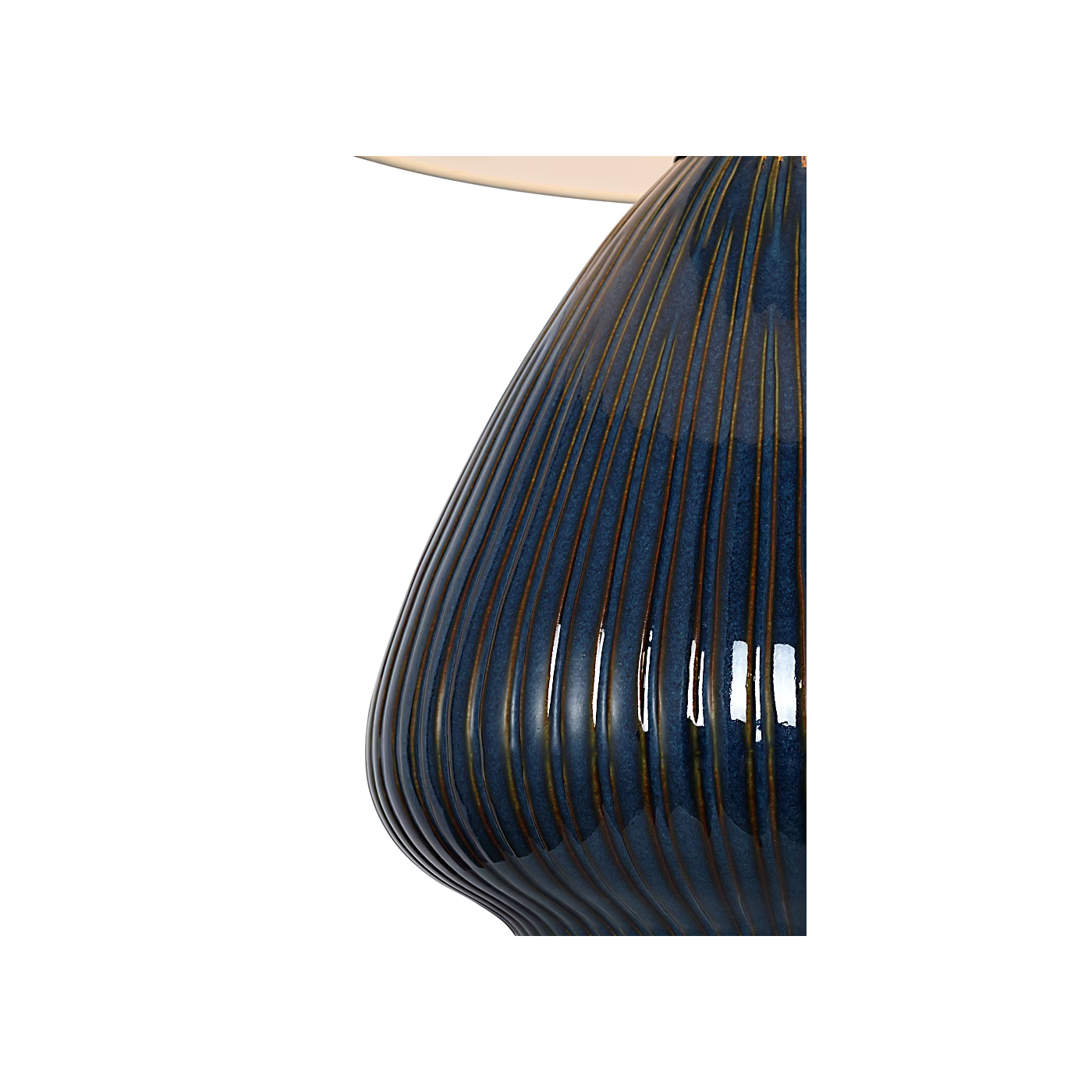 Vesse 28 Table Lamp