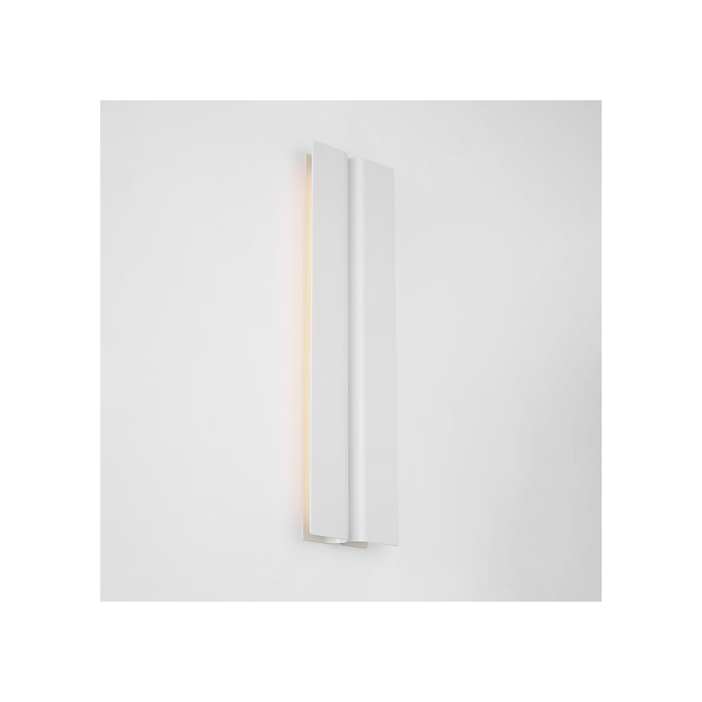 Cloak 18 Vanity