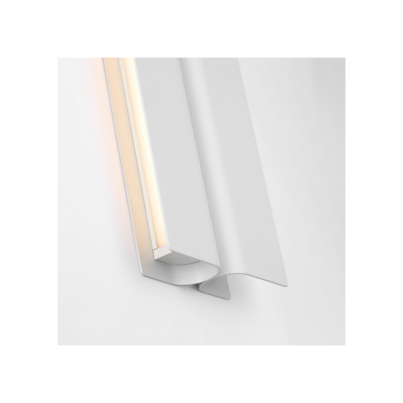 Cloak 18 Vanity