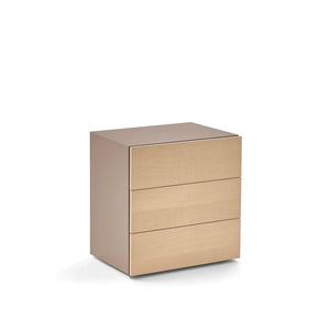 People 3 Drwrs Nightstand