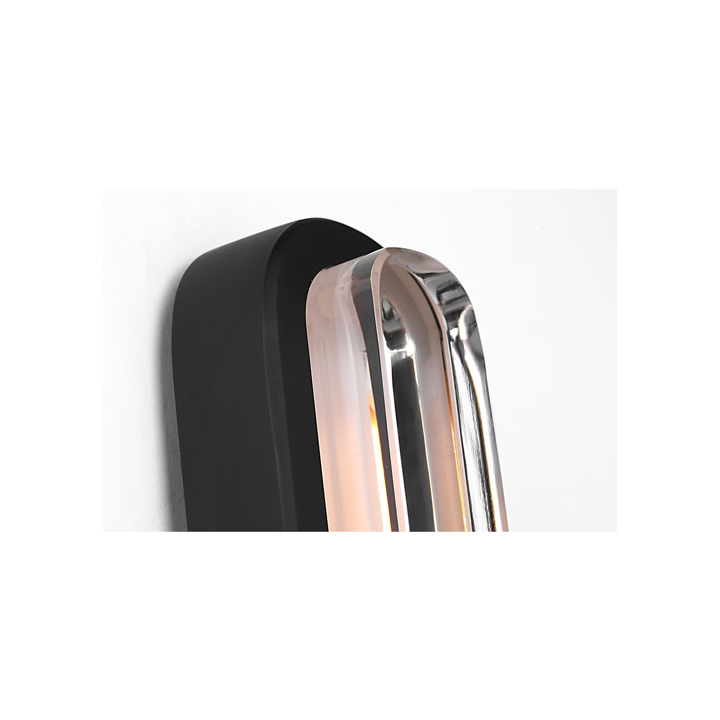 Emera 13 Vanity