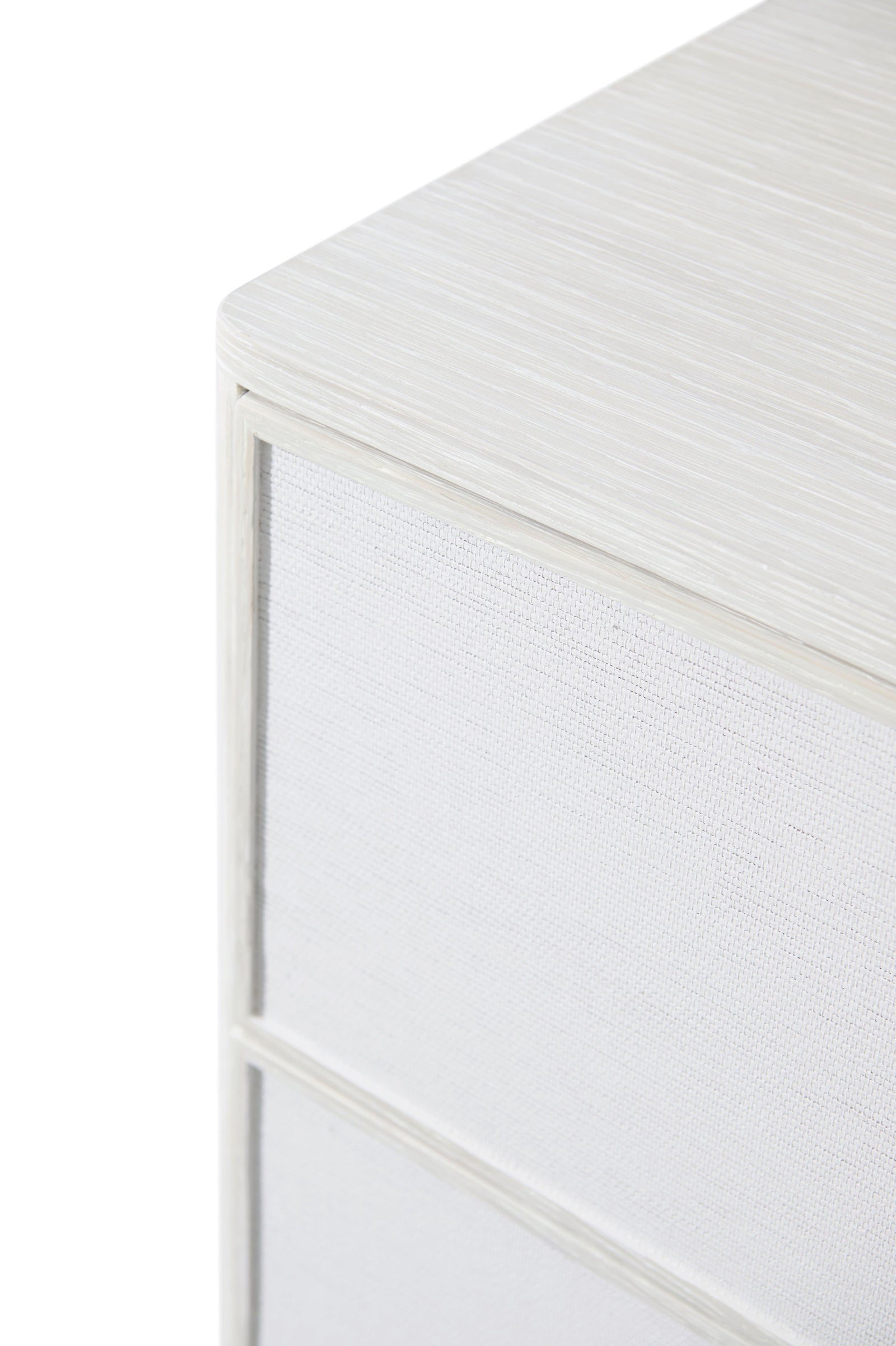 Theodore Alexander Mizner Bachelor's Chest with Wallpaper Sandbar – detail