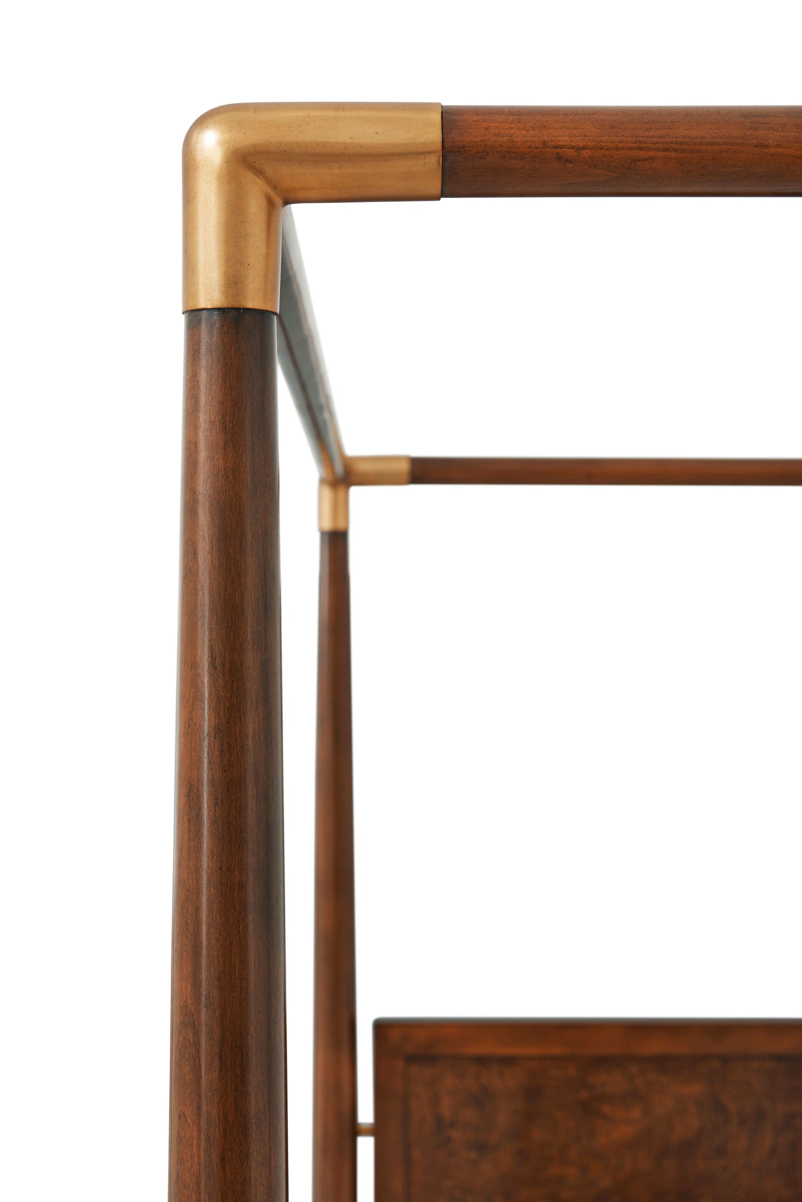 Theodore Alexander Kesden Poster Bed Queen / Pyramid Brown – detail