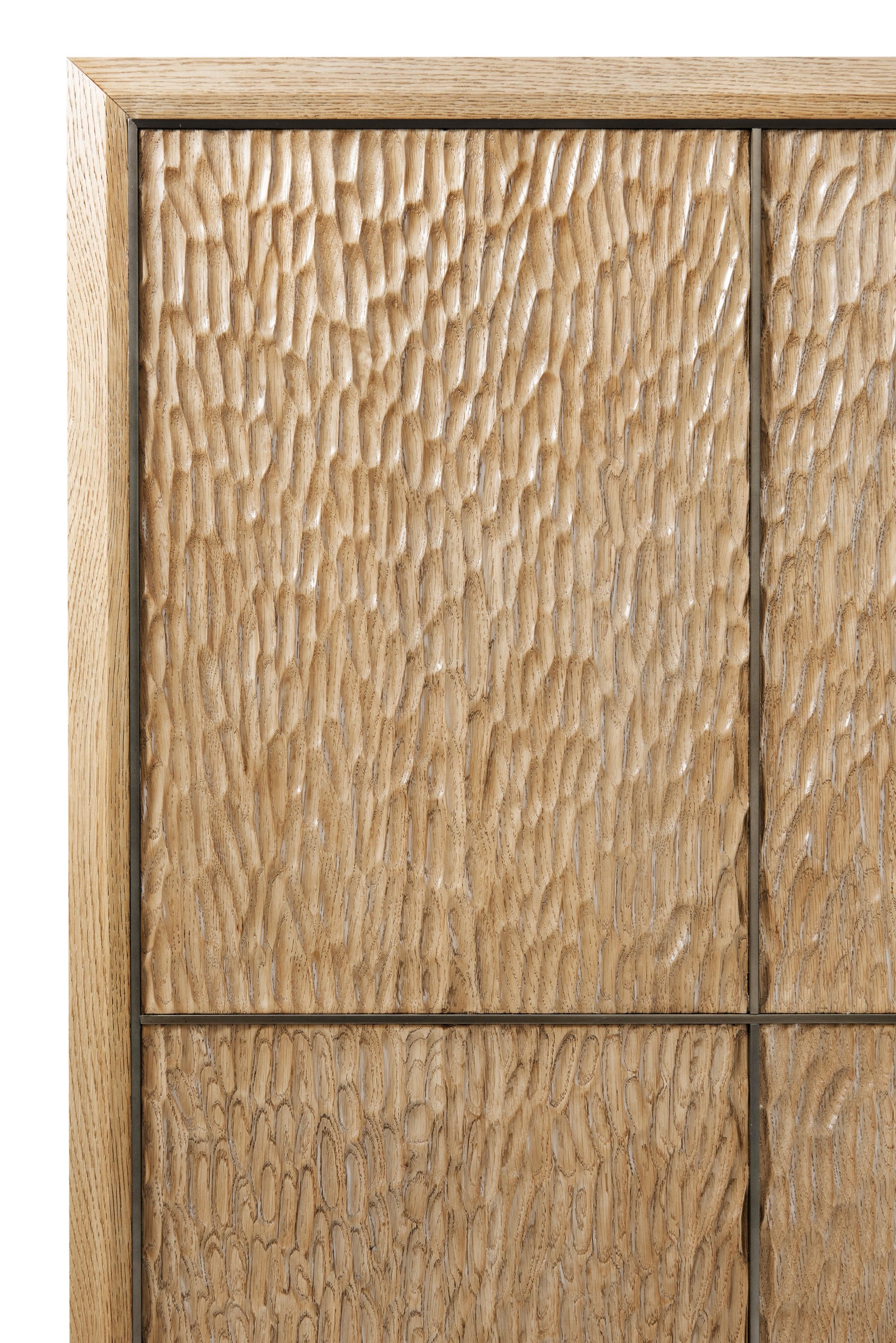 Theodore Alexander Essence Bed Queen / Blonde – detail