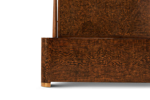 Theodore Alexander Kesden Wood Bed Queen / Pyramid Brown – detail