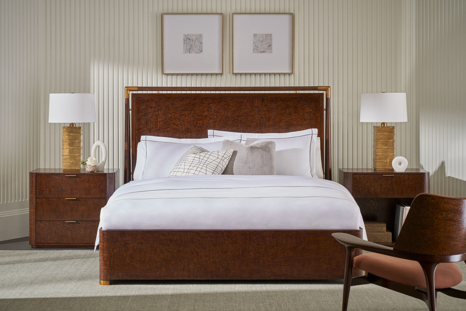 Theodore Alexander Kesden Wood Bed Queen / Pyramid Brown – room setting