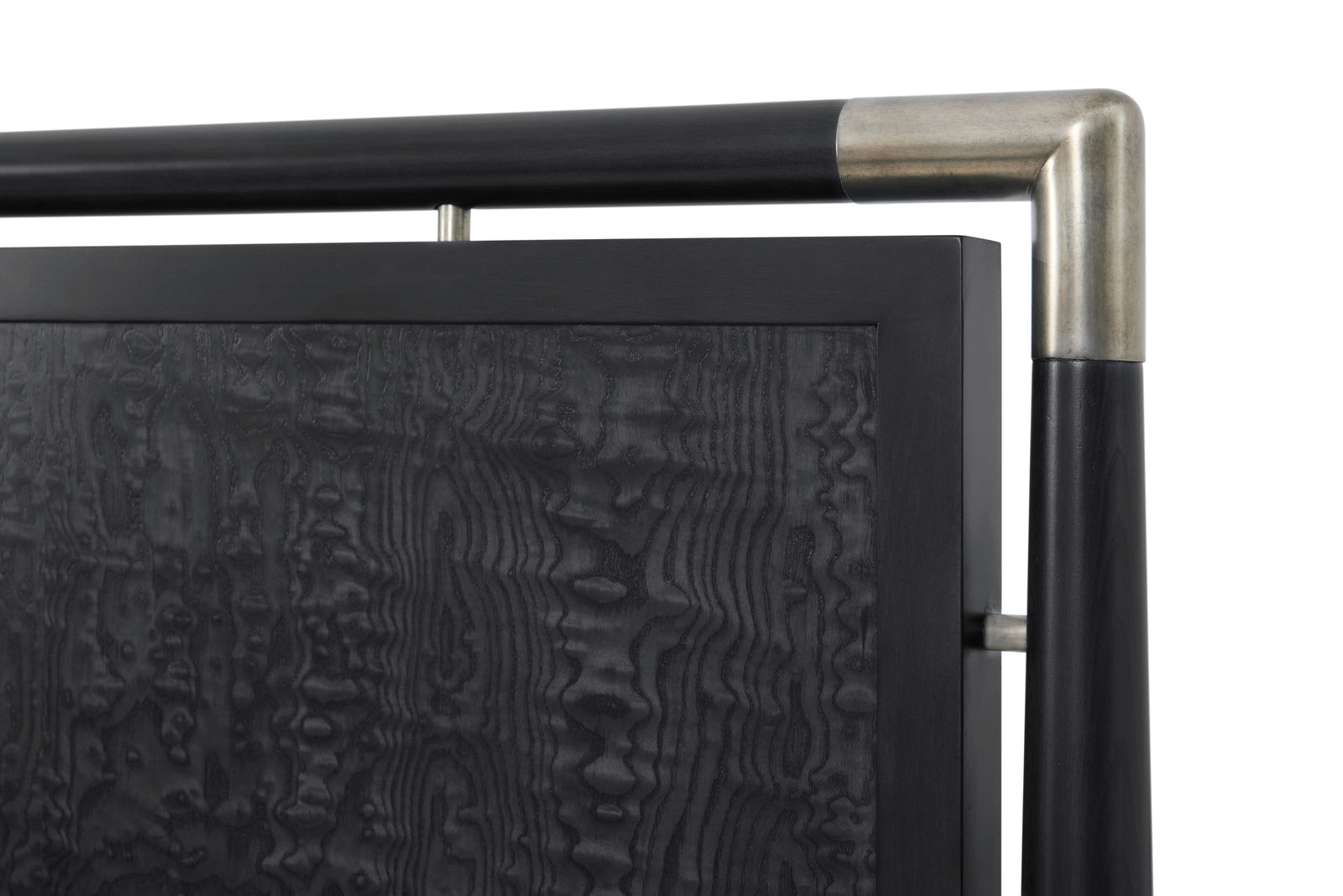 Theodore Alexander Kesden Wood Bed King / Silent Black – detail
