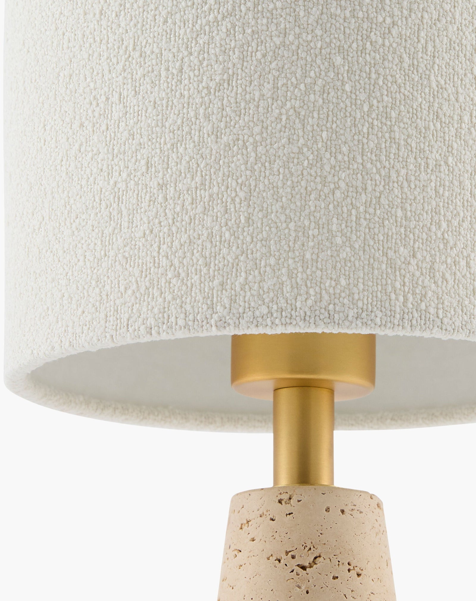 Tarnu Accent Table Lamp Cone (24" H) – detail