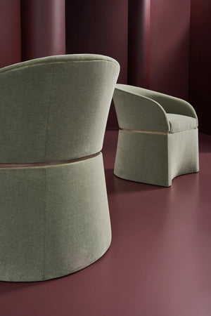 Caracole Daya Dining Chair – side view