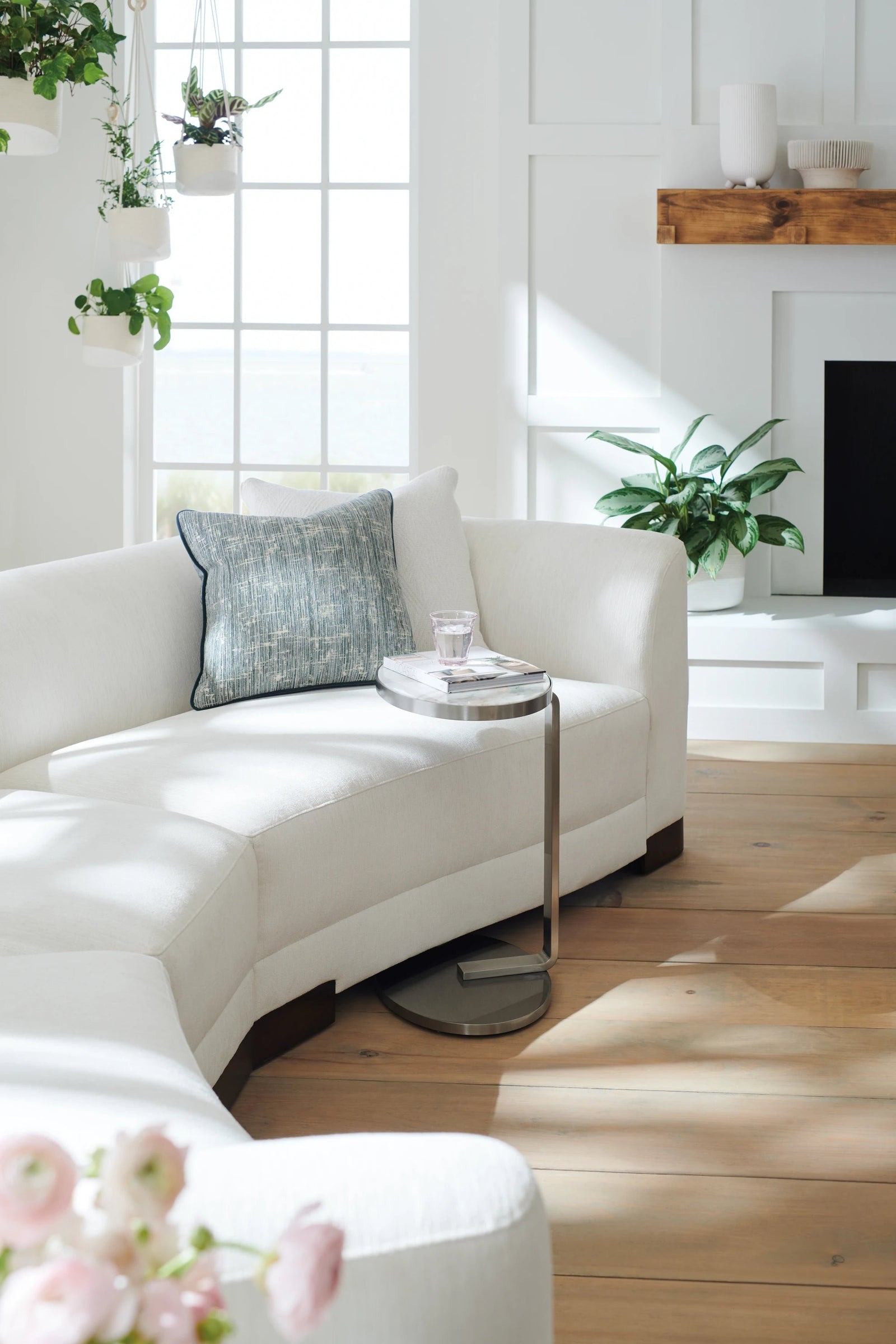 Caracole Lounge Around Sectional Components – room setting