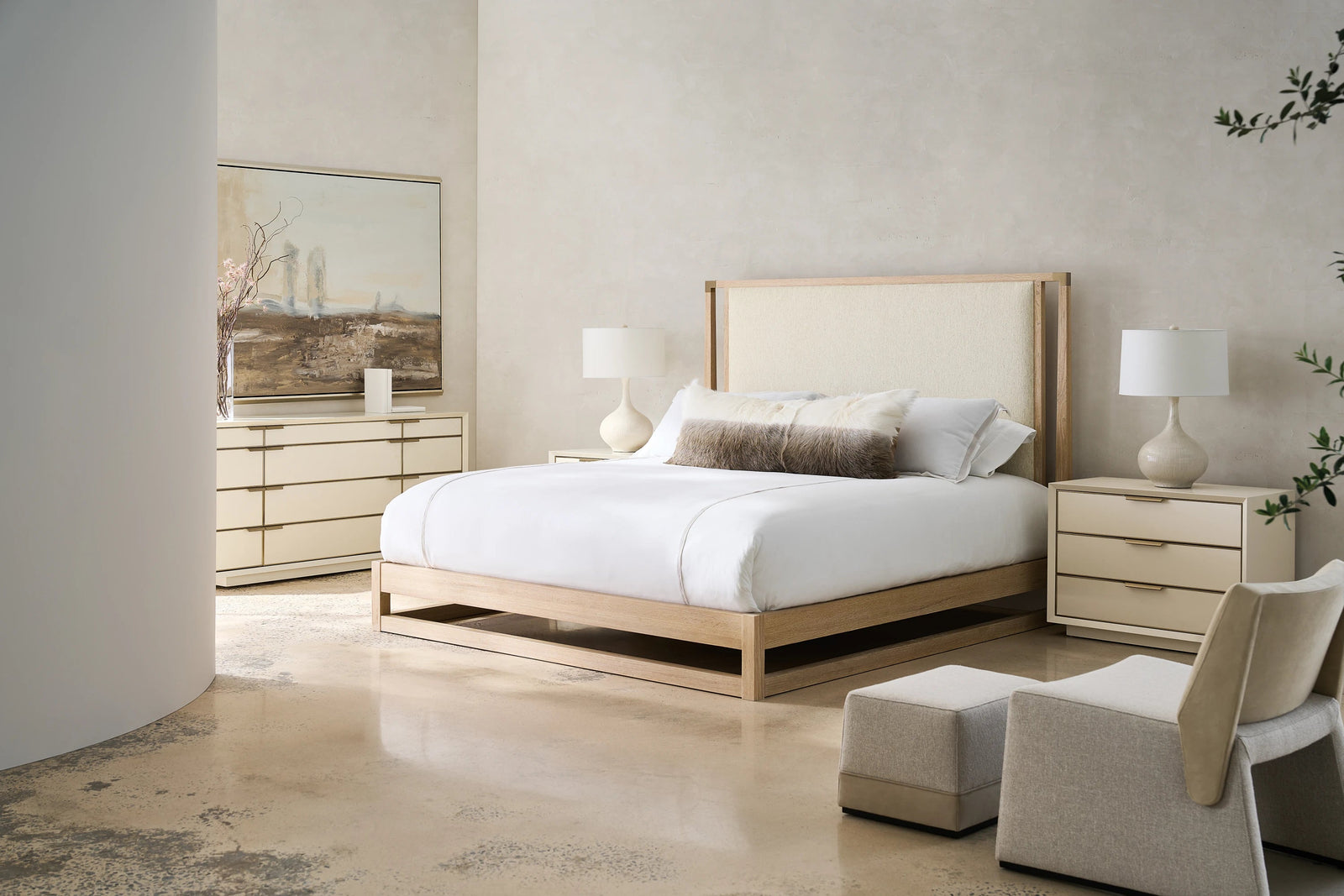 Caracole Et Voila Ottoman – side view