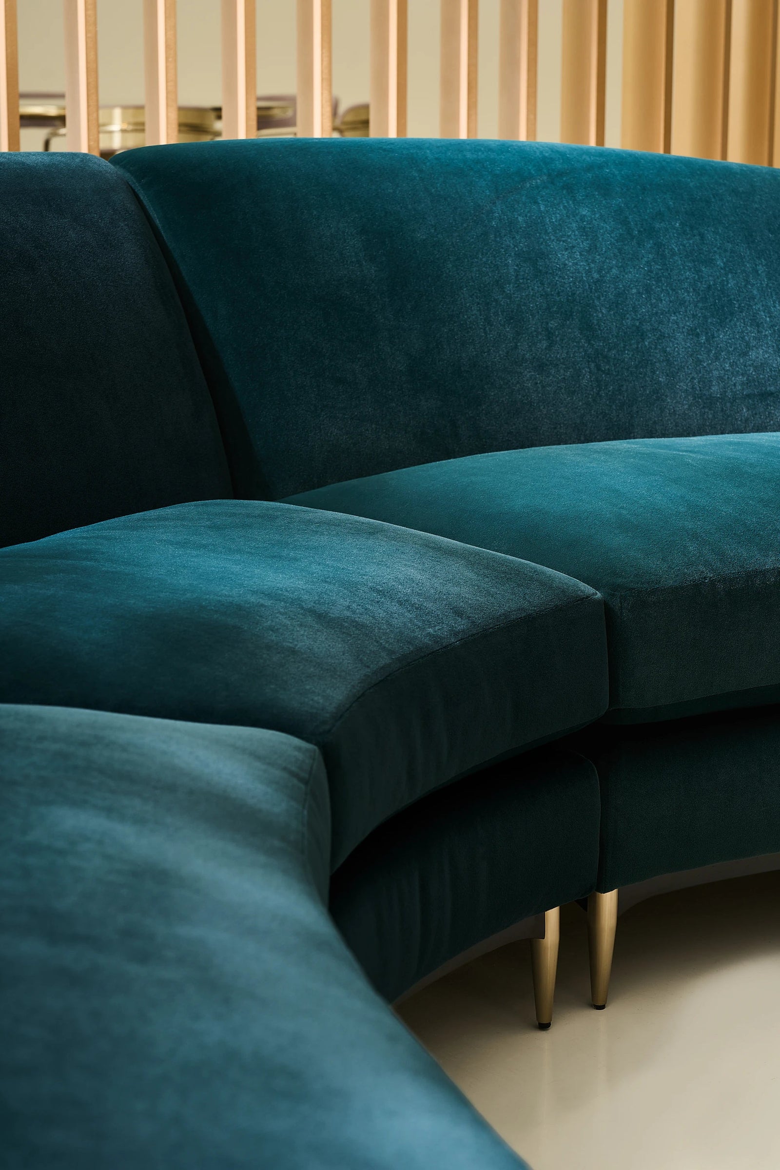 Caracole Three's Company Sectional Components – view 70