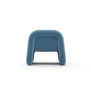 Caracole Bold Accent Chair – room setting