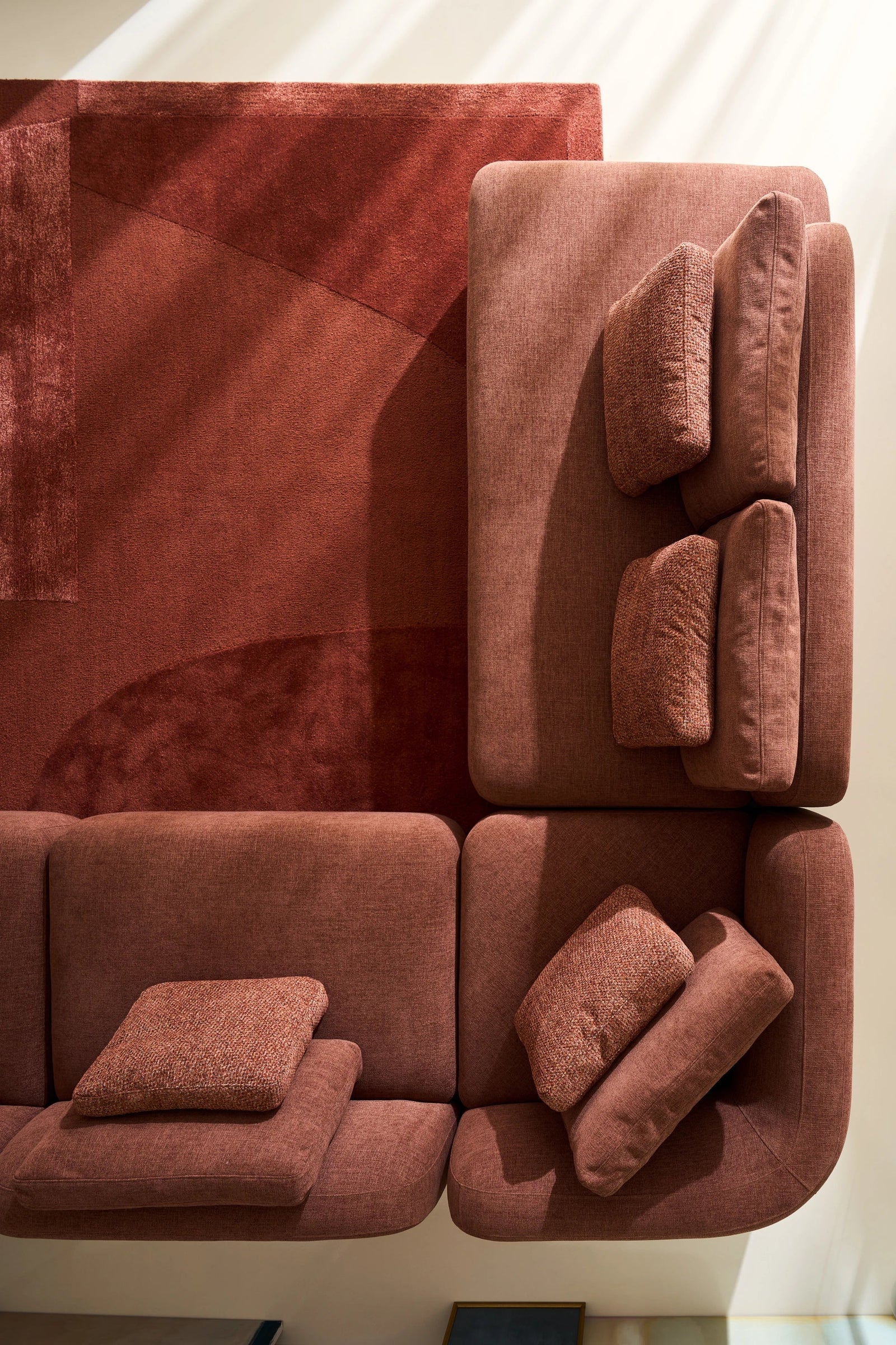 Caracole Sasso Sectional – detail