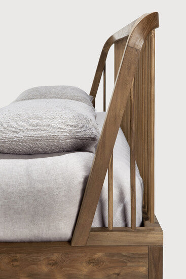 Spindle Bed - Ethnicraft